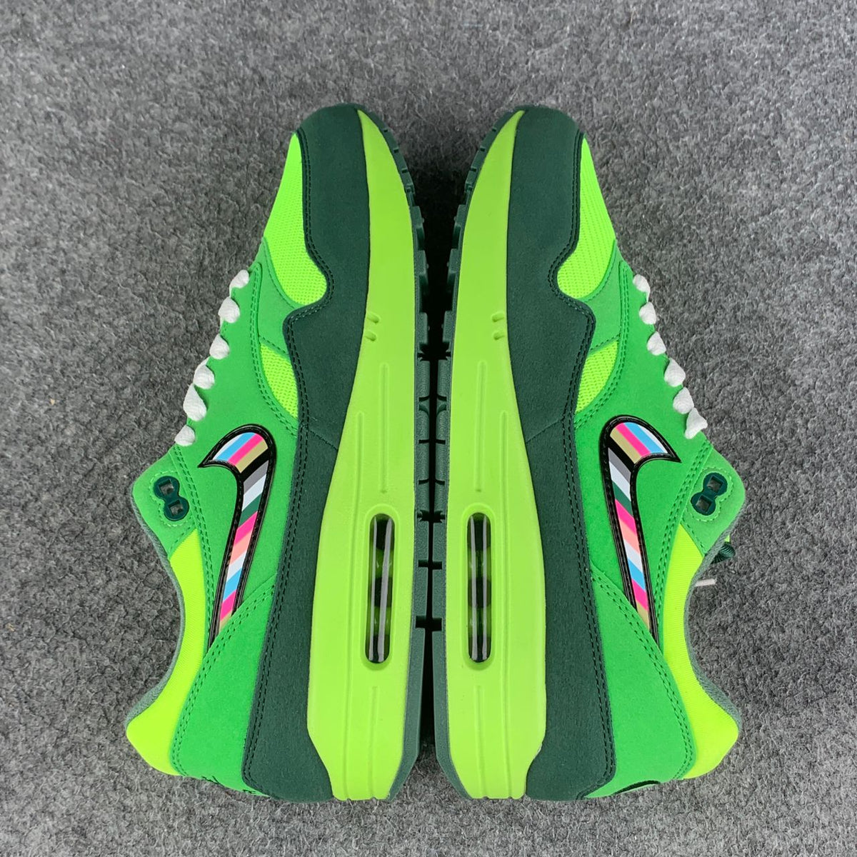 Division Street x Tinker Hatfield x Air Max 1 'University of Oregon - Ducks of a Feather' Sample