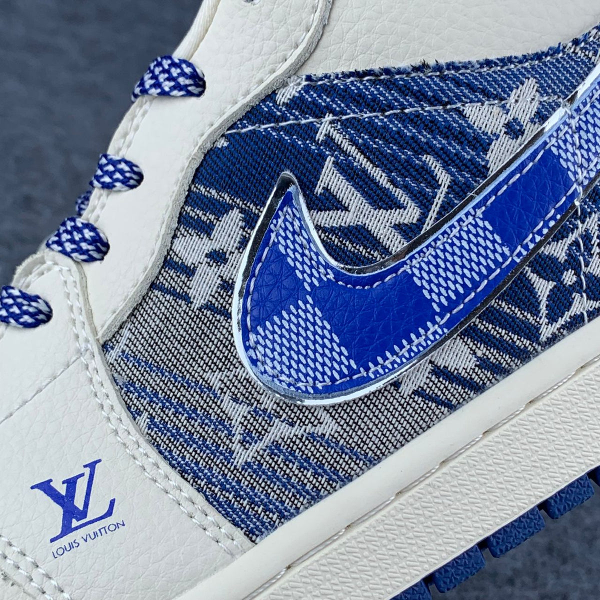 Custom Air Jordan 1 Low Bleu Atelier Sail/Blue